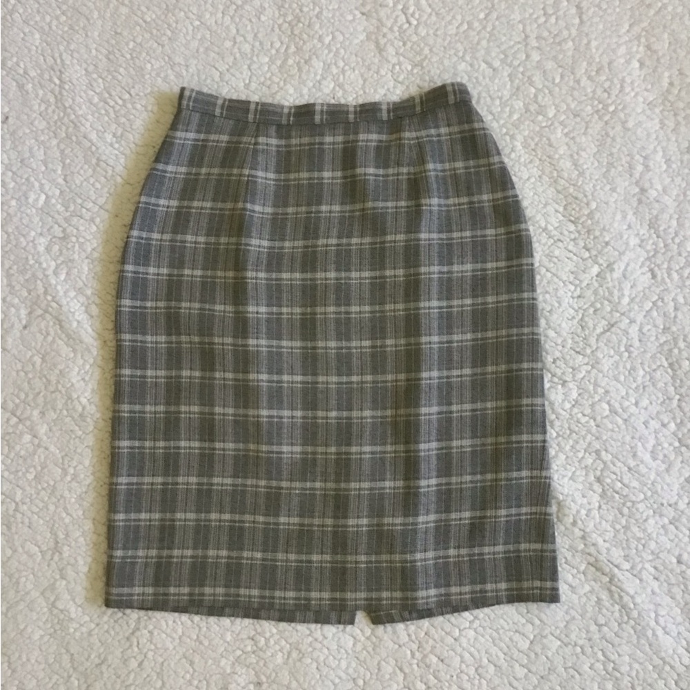 Gray/Sage Green Plaid Skirt Set - Picture 4 of 9